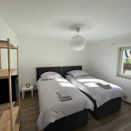 Doux Refuge Avec Terrasse Parking Gratuit * ベーブレンハイム